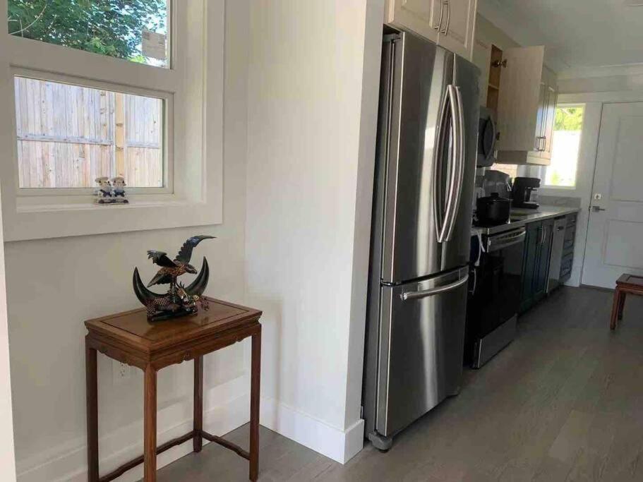 Brand New Constructed 1-Bedroom Townhouse Duncan Eksteriør billede